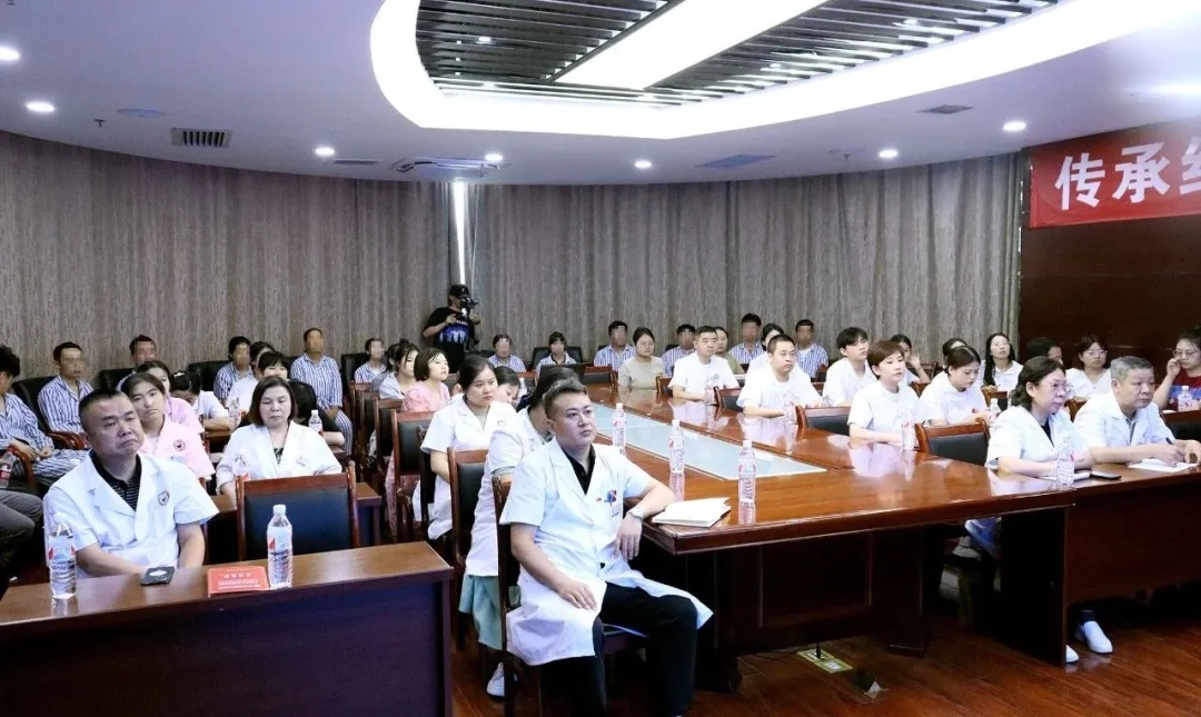 【中国药物性肝损伤诊治指南（2023版）院内巡讲会】在兰州脑康中医院学术报